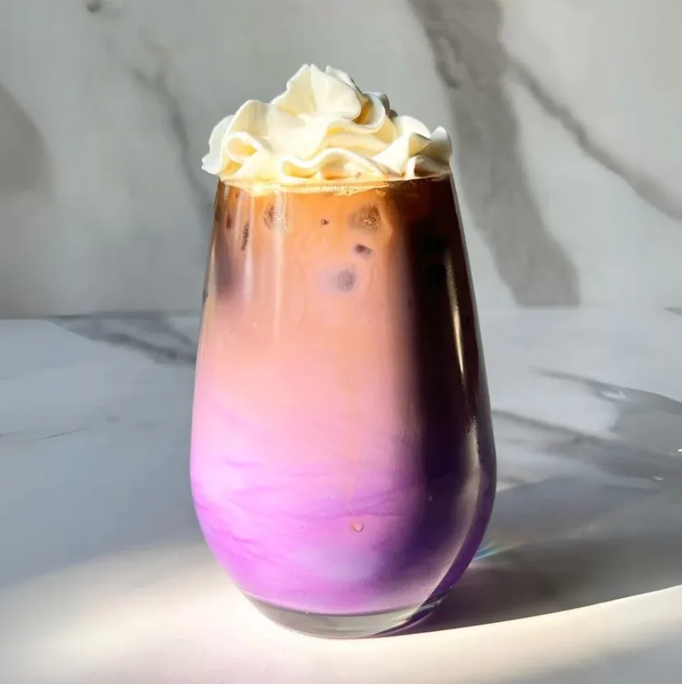 Ube Dalgona Vispad Kaffe Recept